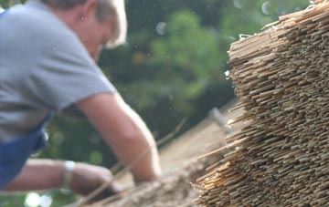 professional Angram thatchers